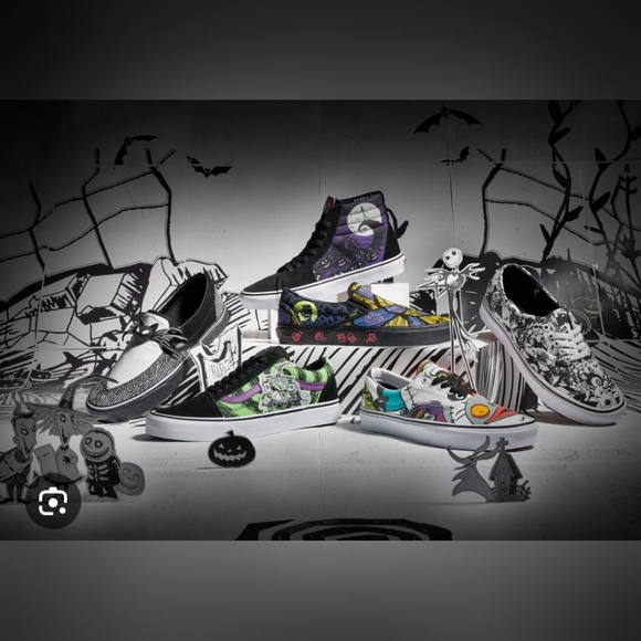 Vans X Disney The Nightmare Before Christmas "Jack" Classic Slip-On *NWT* - Picture 2 of 10